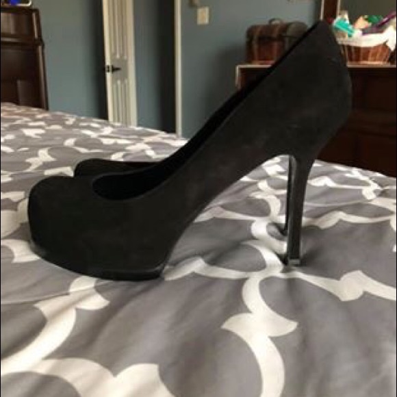 Saint Laurent suede pump shoes - Picture 1 of 4